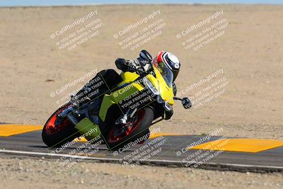 media/Oct-09-2022-SoCal Trackdays (Sun) [[95640aeeb6]]/Turn 12 (140pm)/